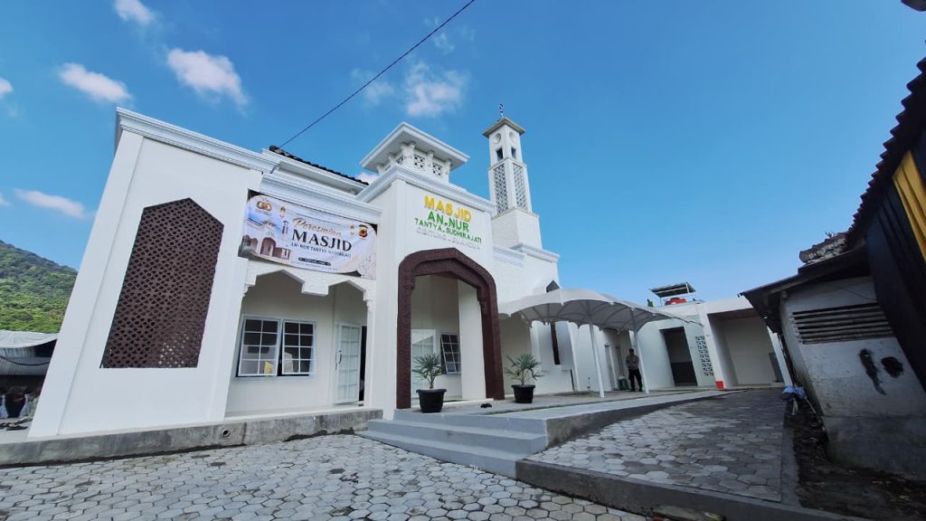 Wabup Sumedang Ajak Warga Makmurkan Masjid An Nur Tantya Sudhirajati di Buahdua