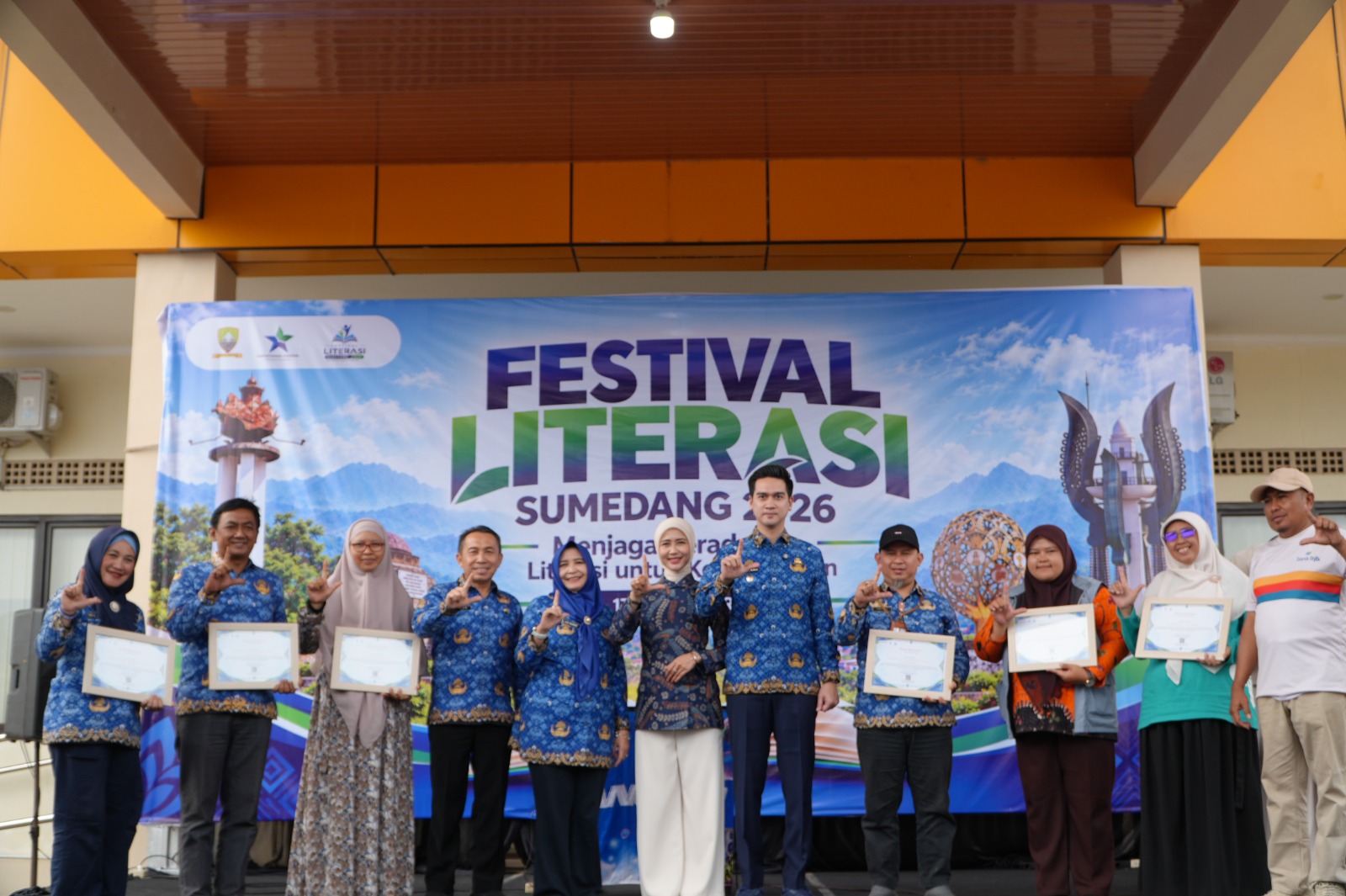 Festival Literasi Sumedang 2026 Ditutup, Wabup Fajar: Literasi Bukan Sekadar Banyak Membaca Buku